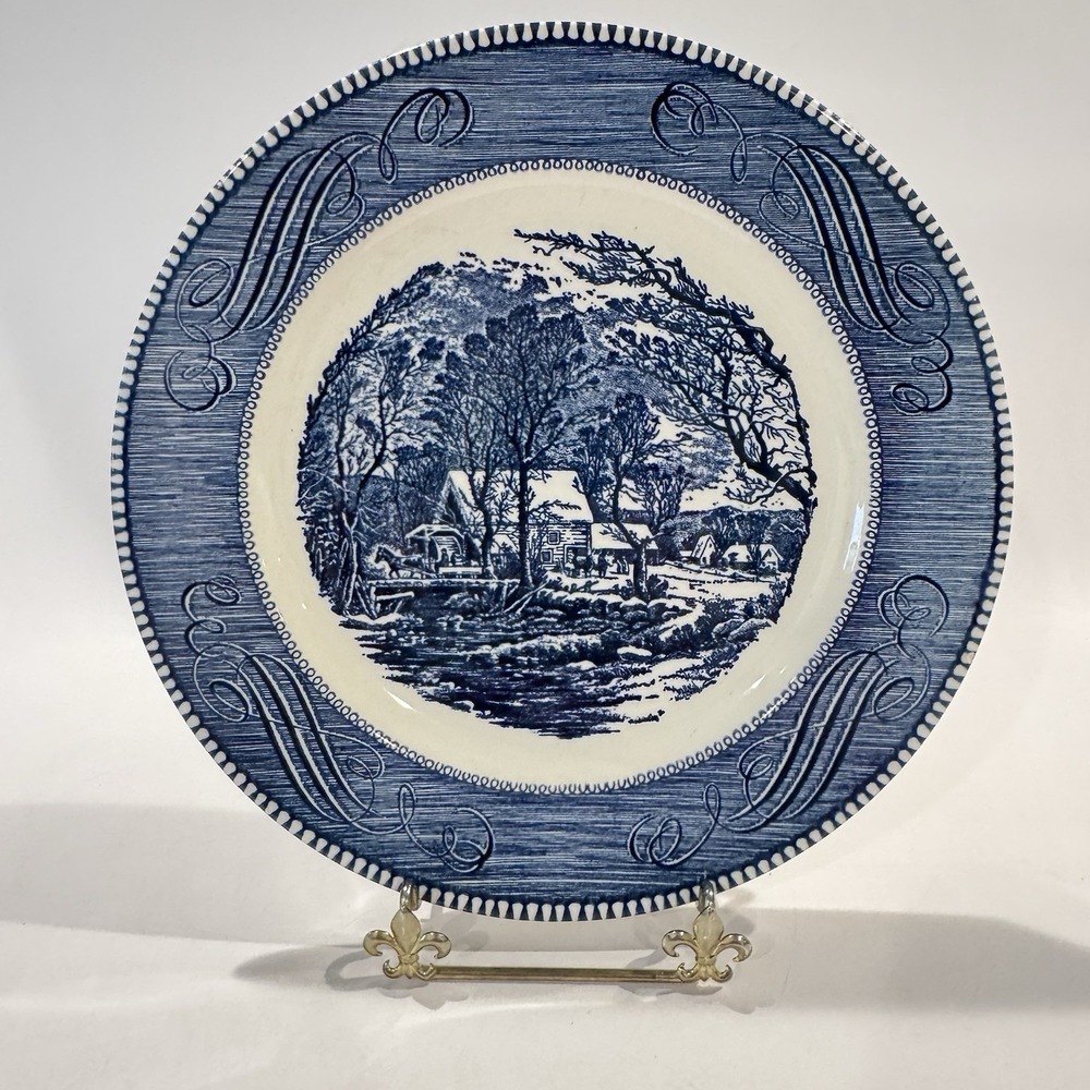 Royal China Currier & Ives Blue & White 10in Dinner Plate "The‎ Old Grist Mill"